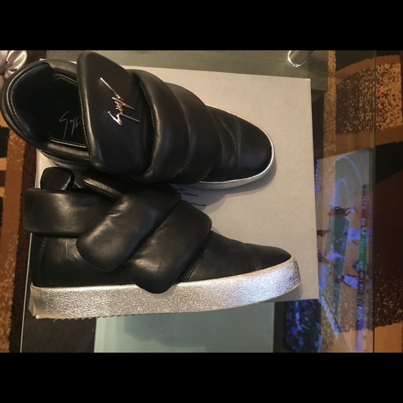 Giuseppe 100% authentic - Picture 4 of 5